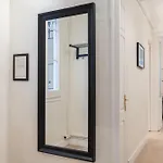 Experience Local Life In The Heart Of Gracia, Daire Barselona