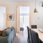 Experience Local Life In The Heart Of Gracia, *