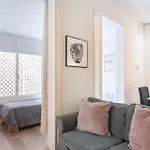 Experience Local Life In The Heart Of Gracia,