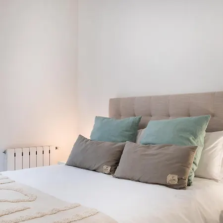 Experience Local Life In The Heart Of Gracia Barcelona